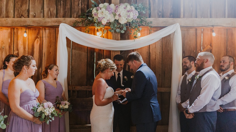 Stable Barn Ceremony at Mountain Run Winery