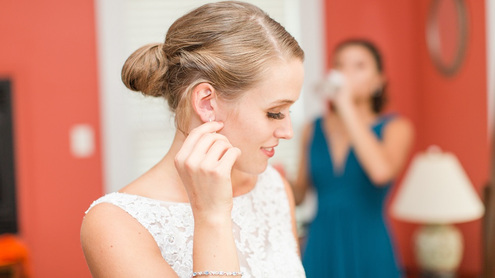 View More: http://meganreiphotography.pass.us/ginger-and-joe Bridal Party Ready Room at Mountain Run Winery