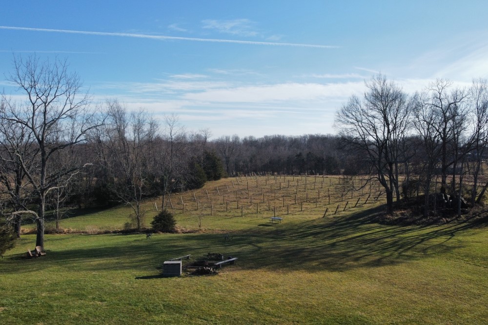 Wedding Look Book at Mountain Run Winery: Wedding ceremony at overlook 